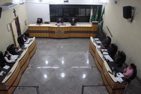 Câmara aprova leis que impactam motoristas, doadores de sangue e estrutura da prefeitura