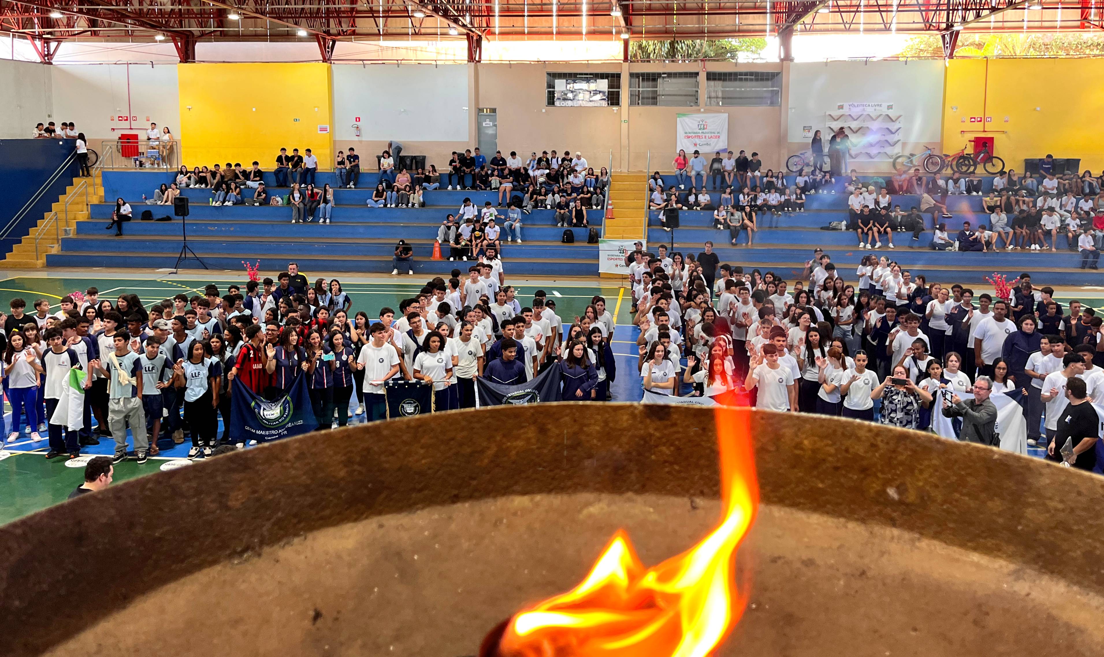 Câmara prestigia abertura dos 47º Jogos Estudantis de Cambé