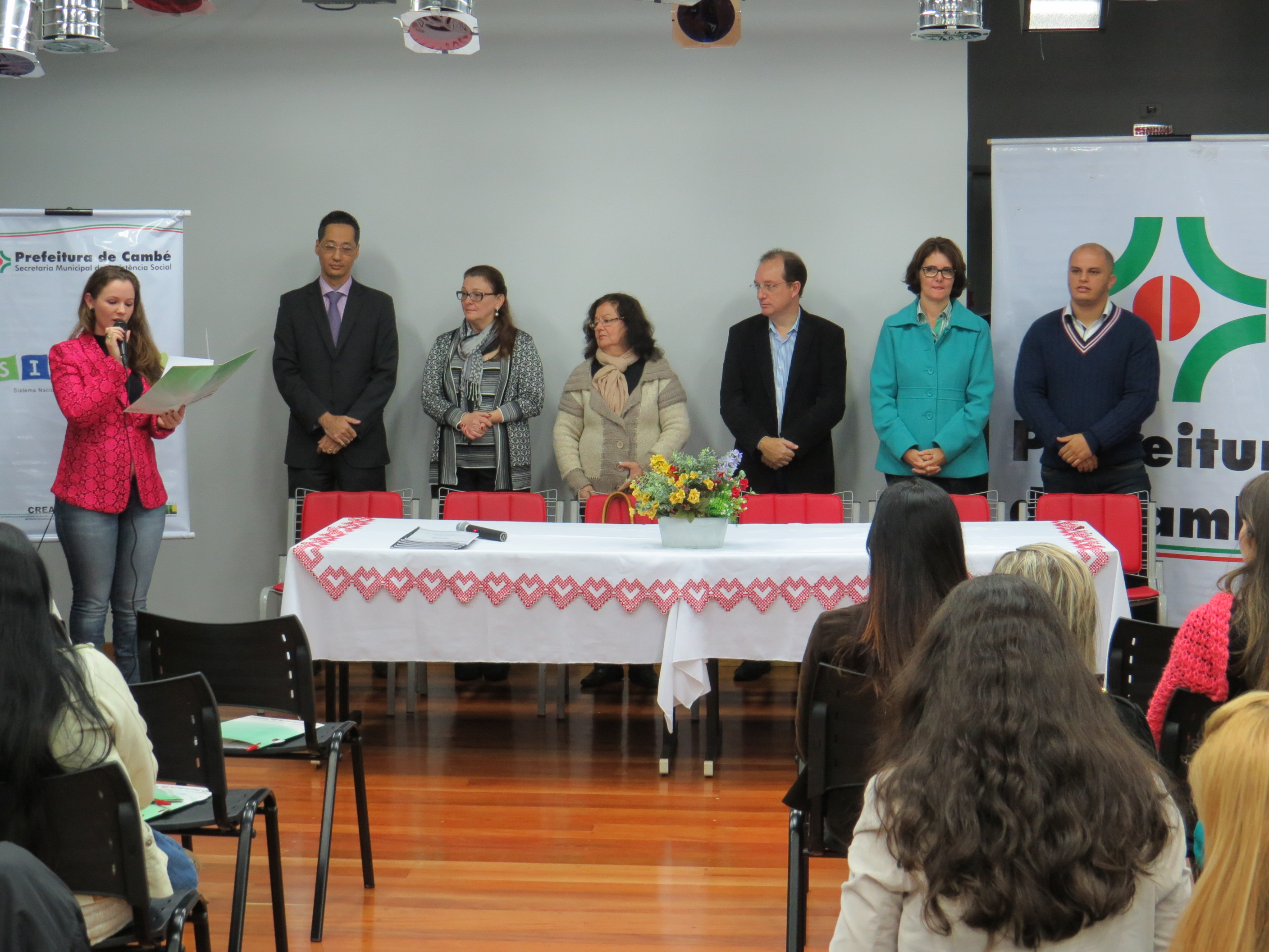 Ação social entrega Plano Municipal de Medidas Socioeducativas