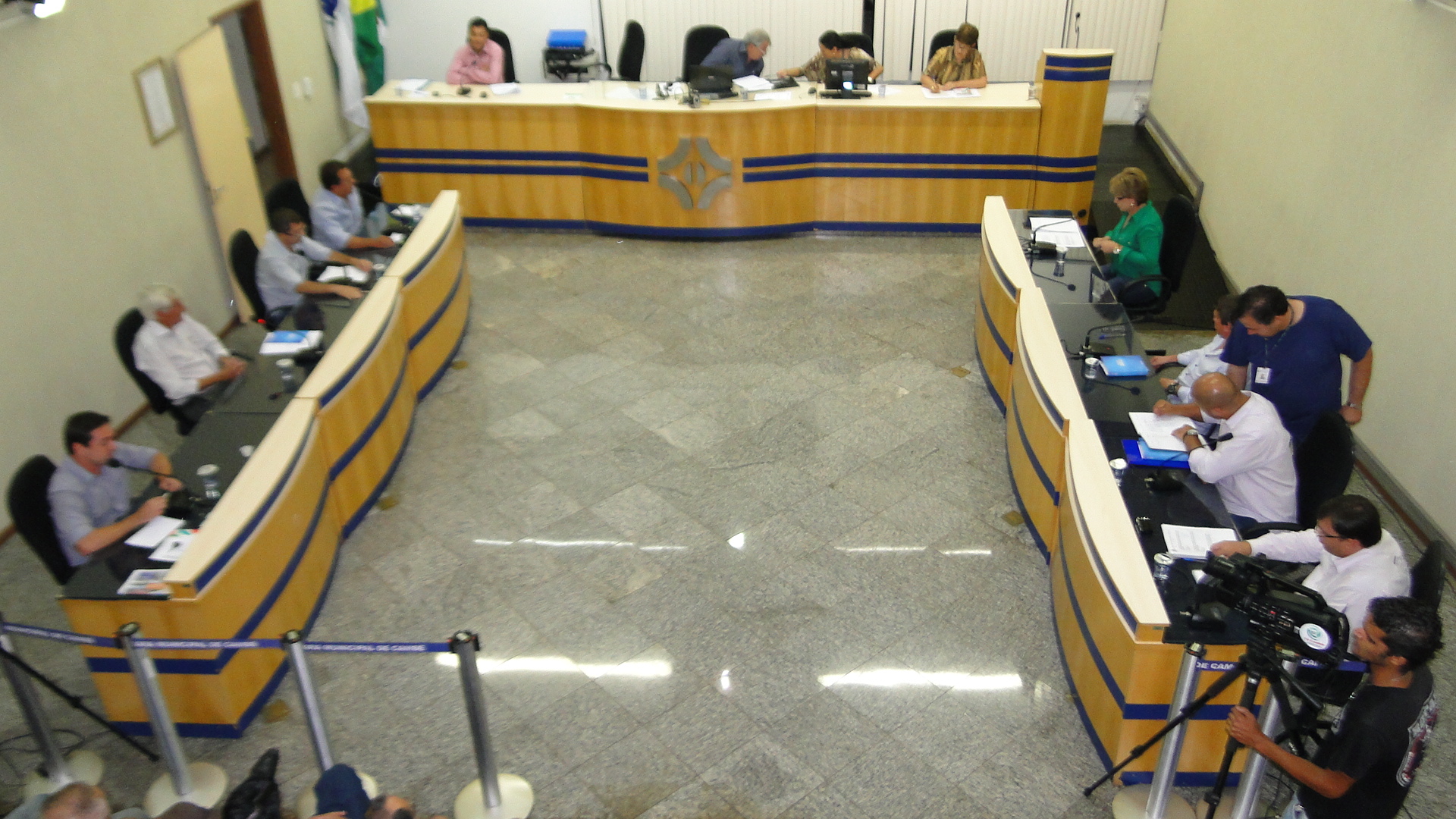Câmara inicia trabalhos de 2014 com eleição das Comissões Permanentes