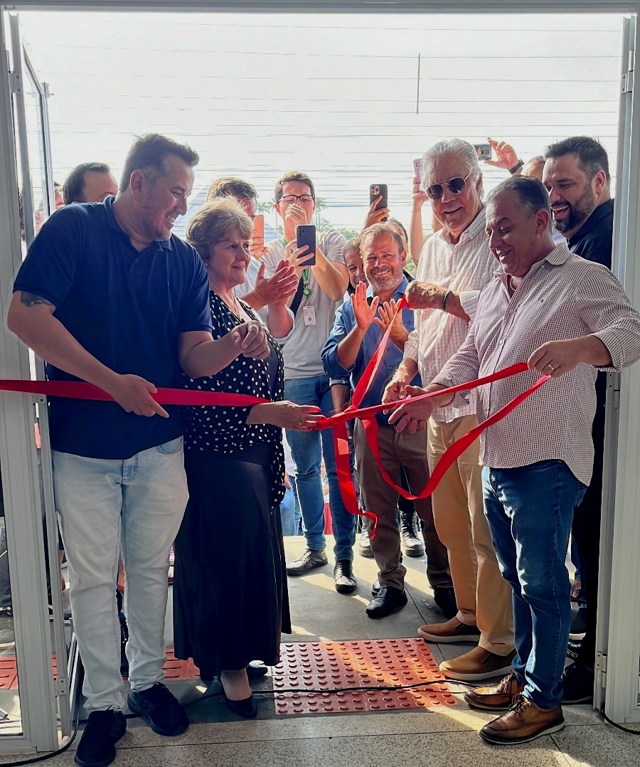 CMC na inauguração da UBS do Silvino e na assinatura para obra do Espaço Família do Castelo Branco