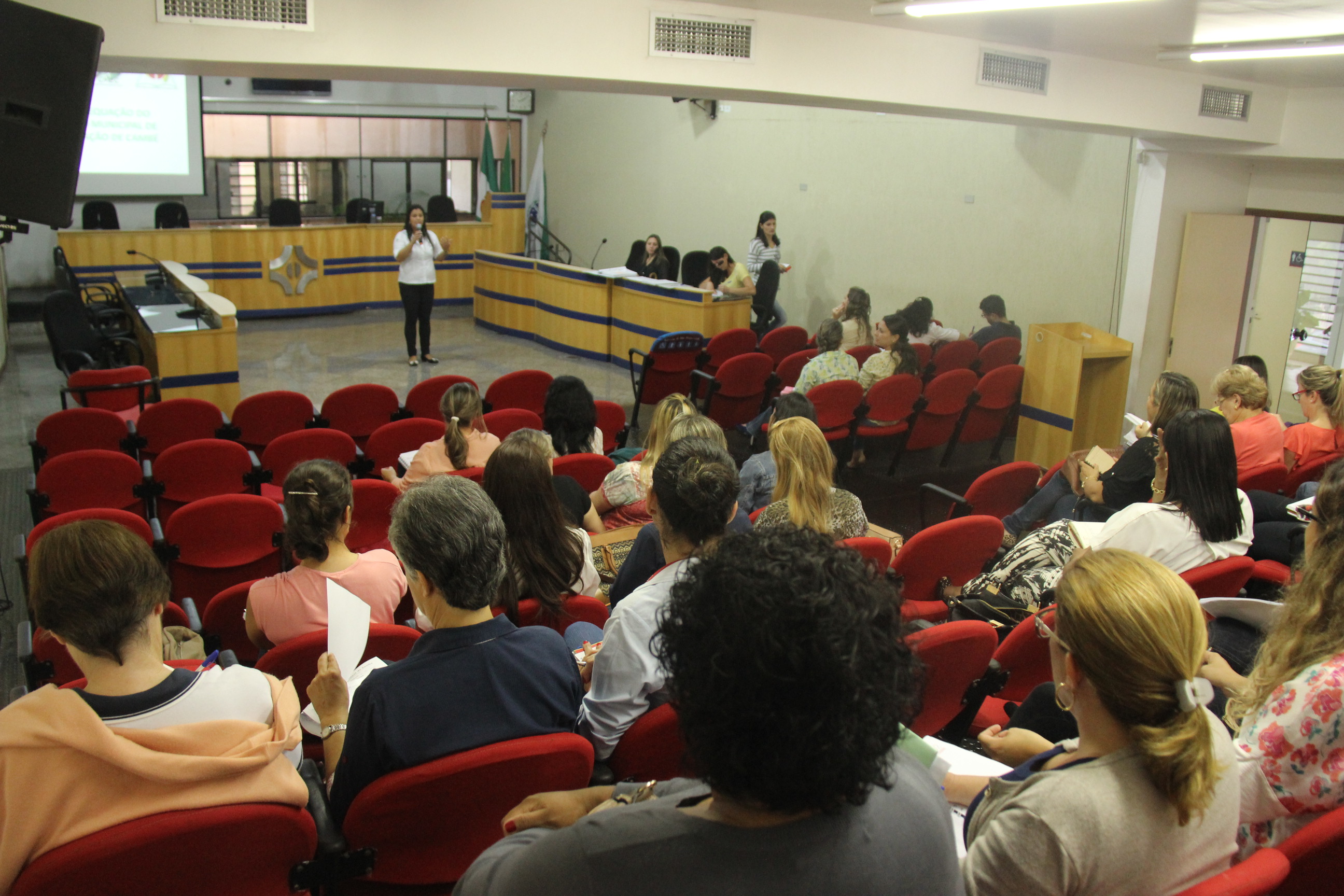 Fórum Setorial de Educação inicia no Plenário Legislativo