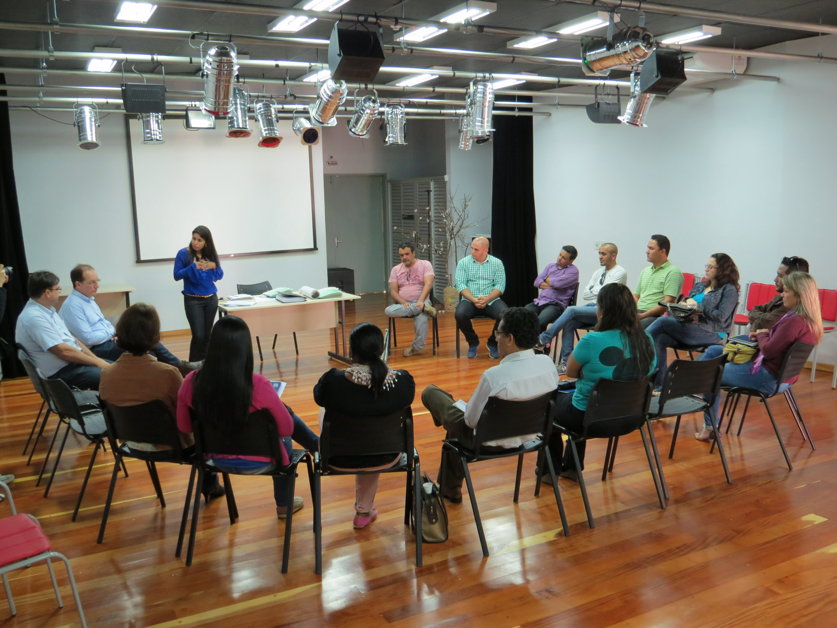 Vereadores participam de reunião do Conselho da Juventude