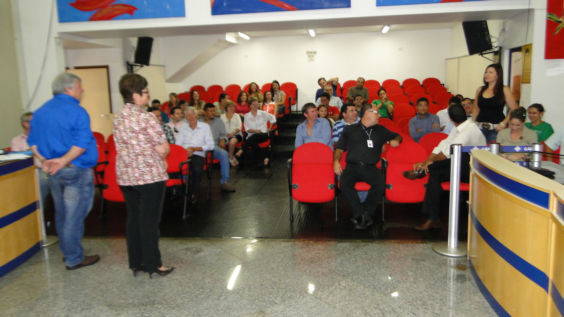 Presidente promove reunião com vereadores e servidores da Câmara