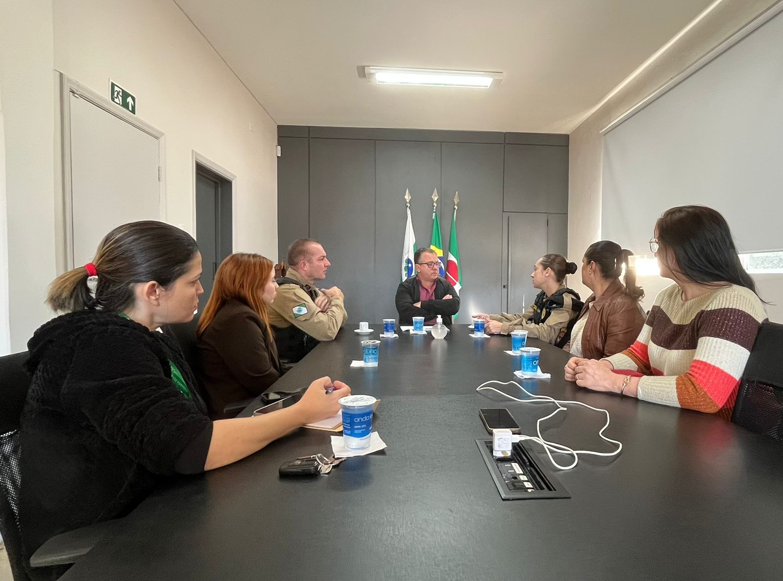 Procuradoria da Mulher propõe telefone para comunicação direta de mulheres com a PM