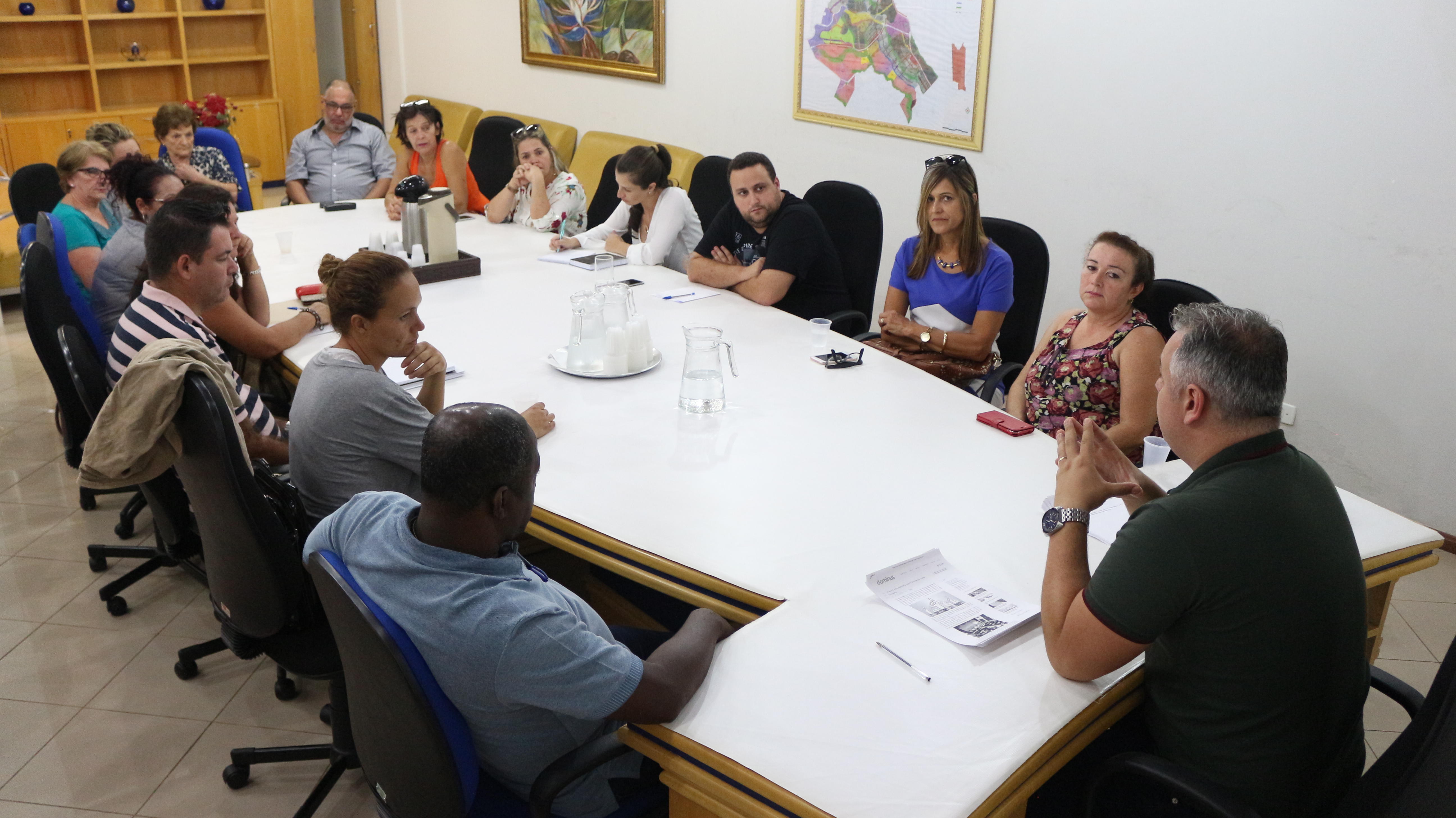 Animais de rua é tema de reunião na CMC