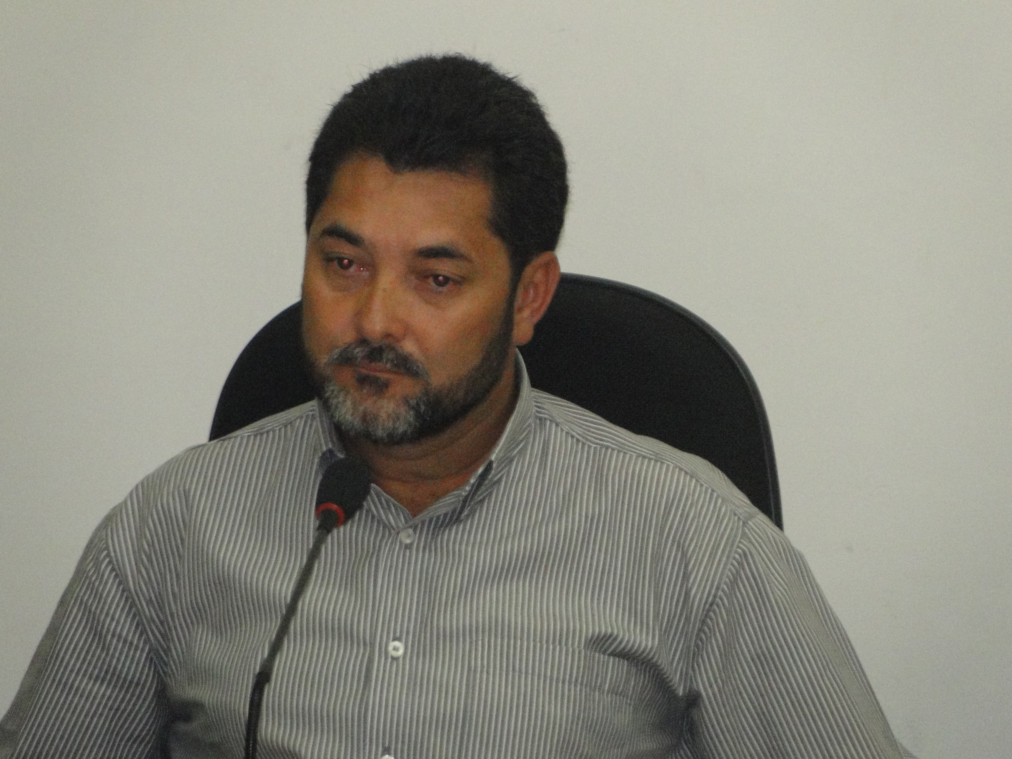 VEREADOR SOLICITA PLANO DE AÇÃO PARA RECICLAGEM DE LIXO