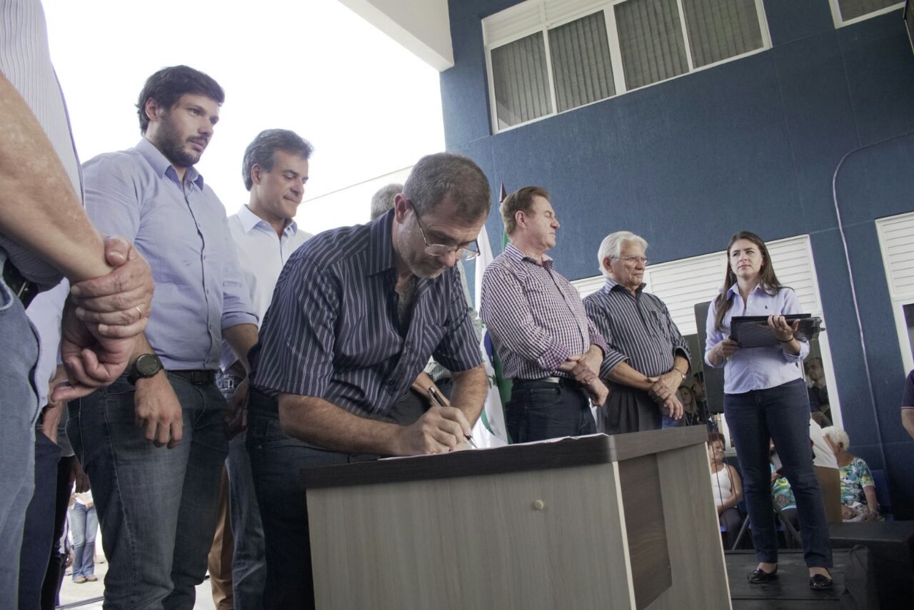 Vereadores participam da solenidade de inauguração da nova sede da Ciretran de Cambé