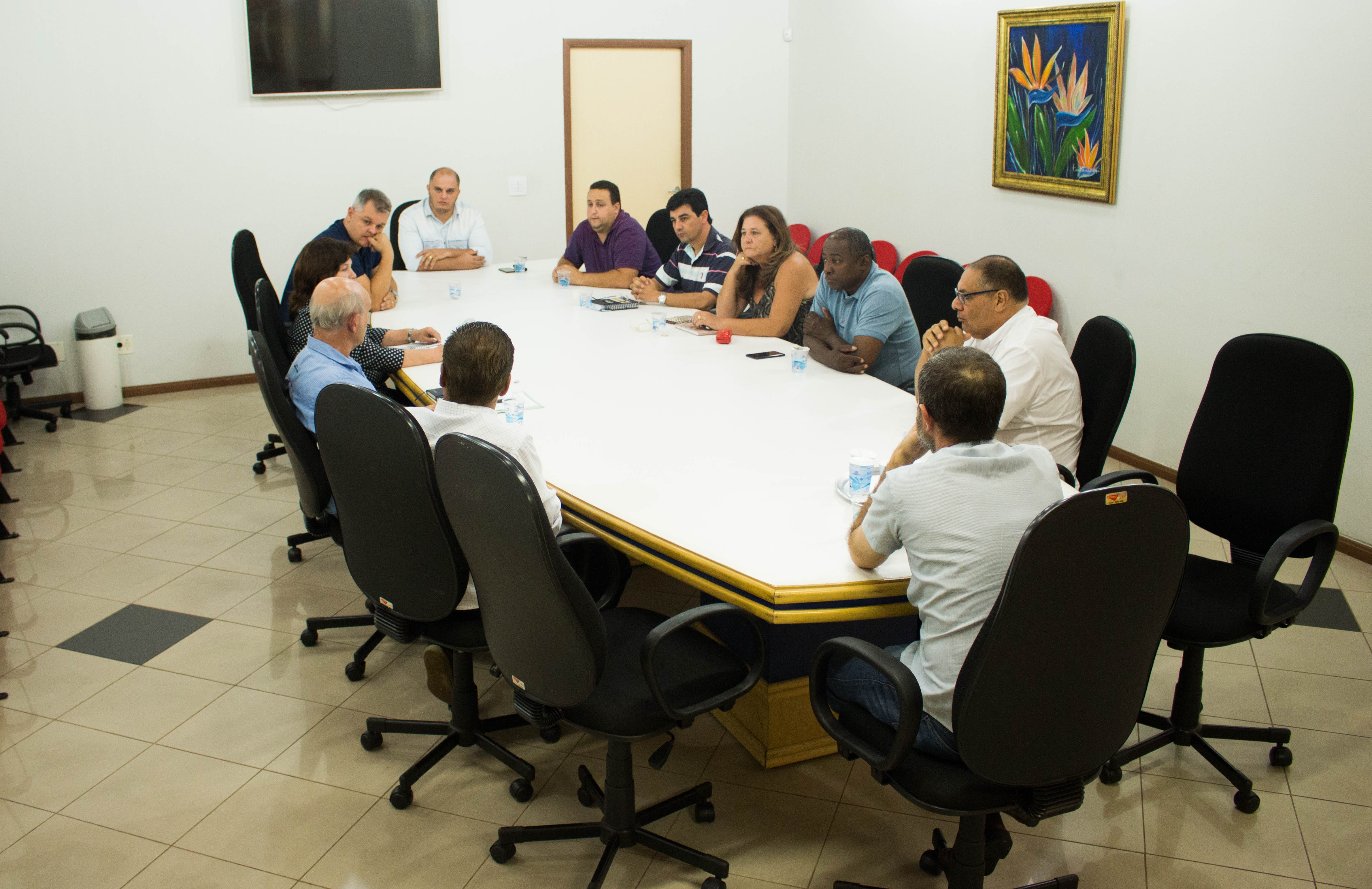 Prefeito visita a Câmara e debate demandas da cidade com os vereadores.