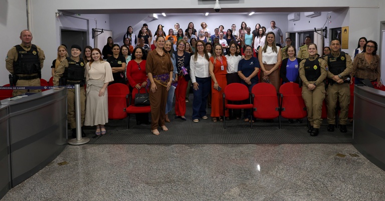 Palestra na Câmara de Cambé reforça combate à violência contra a mulher