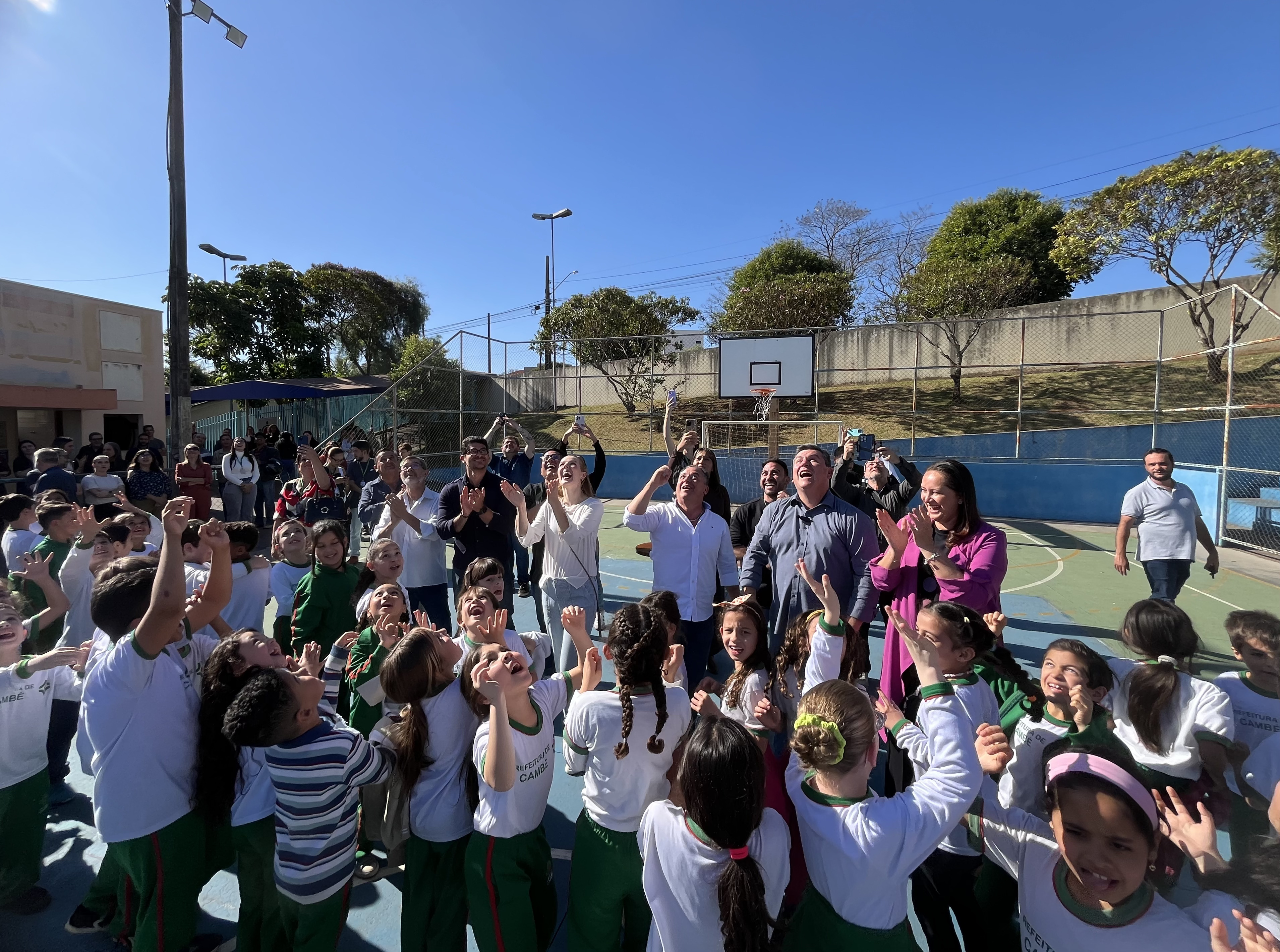 Quadra da escola do Alvorada será coberta com recurso conquistado com ajuda da Câmara