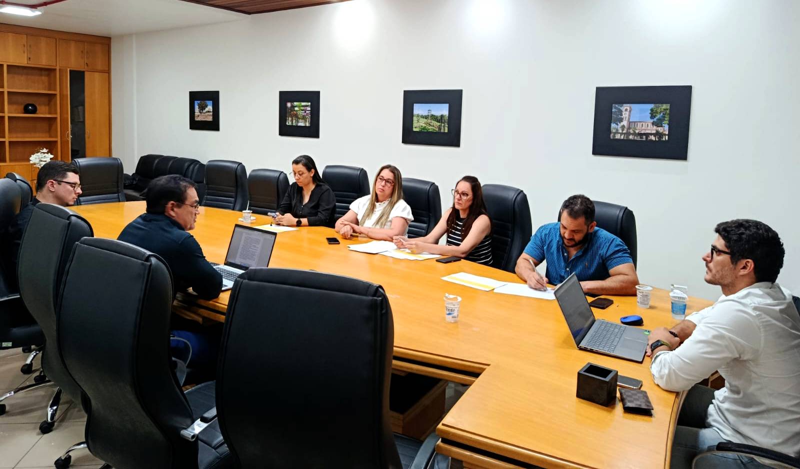 Quatro projetos de lei em tramitação na Câmara têm parecer favorável da CCJ