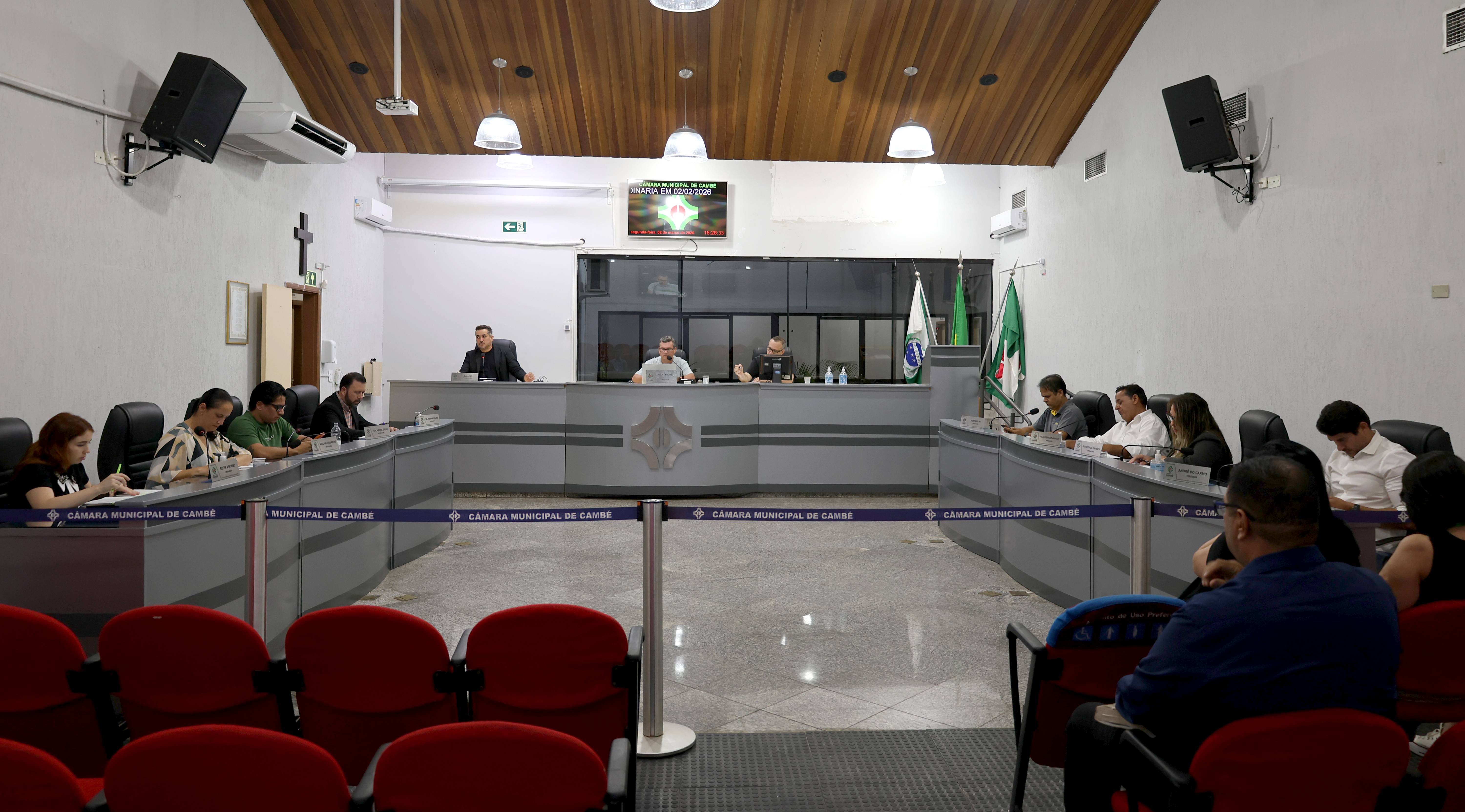 Vereadores cobram melhorias no recolhimento de resíduos e debatem demandas urbanas